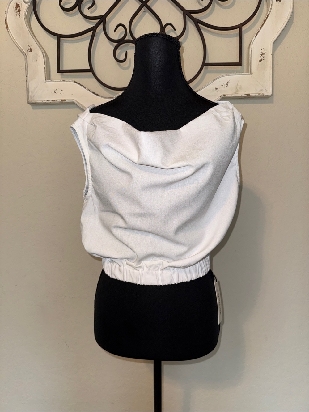 Commense Off The Shoulder Crop Top